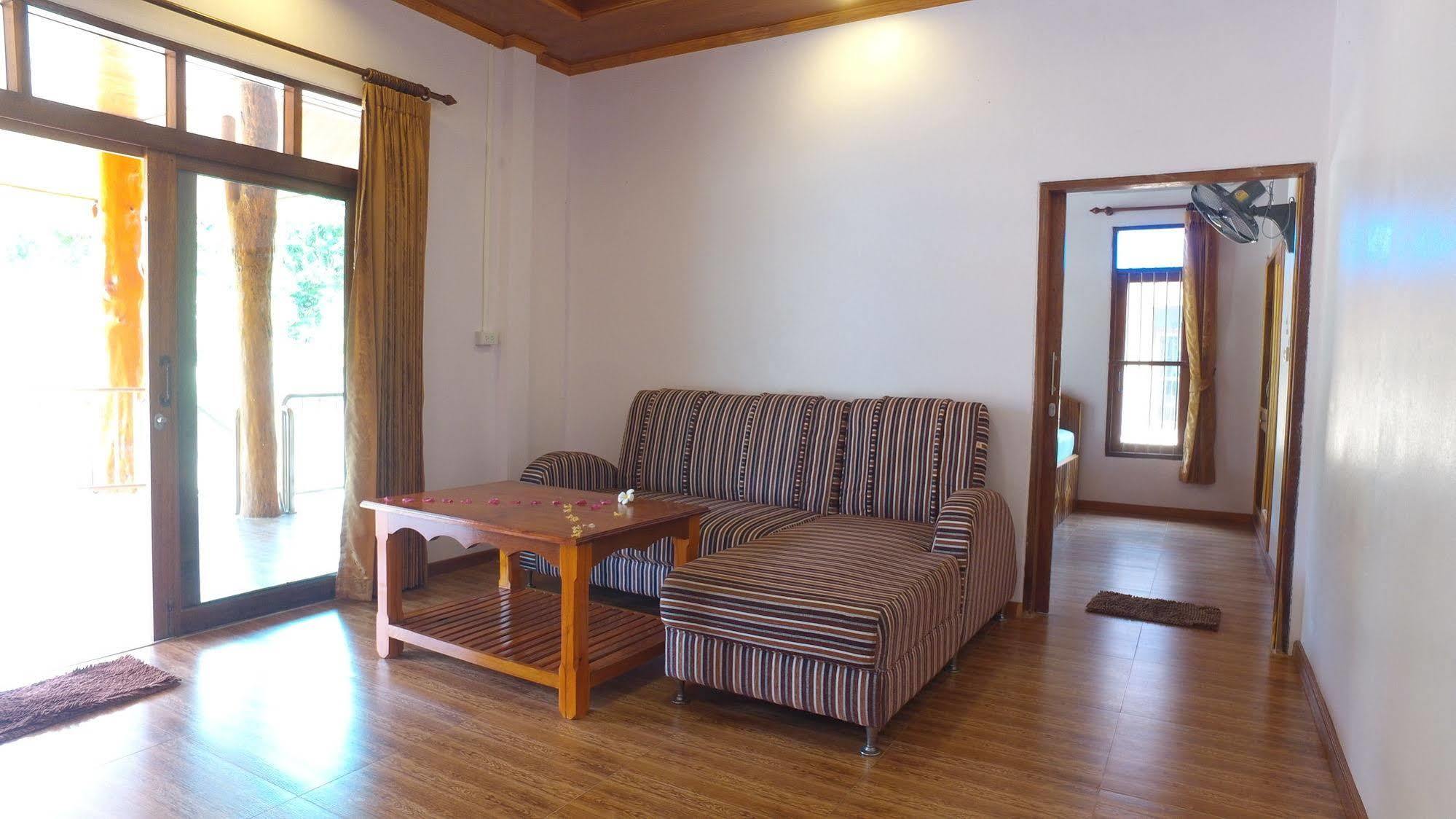 Bor Hin Resort Baan Tai Εξωτερικό φωτογραφία